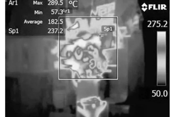 压铸件包紧力的动态分析